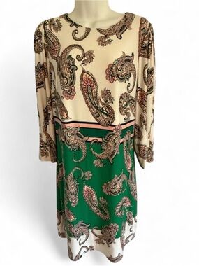vince camuto hunter green dress VINCE CAMUTO DRESS/HUNTER GREEN/NEW WITH TAG/RETAIL$169/SIZE 2/LENGTH 38"